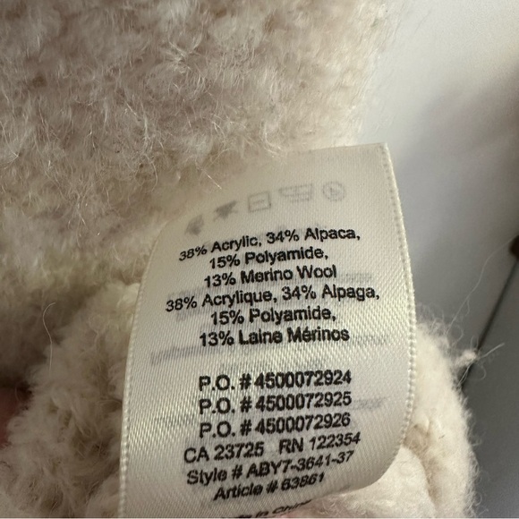 Size S Aritzia Wilfred Free Oversized Cream Alpaca Wool Sweater - Picture 7 of 7